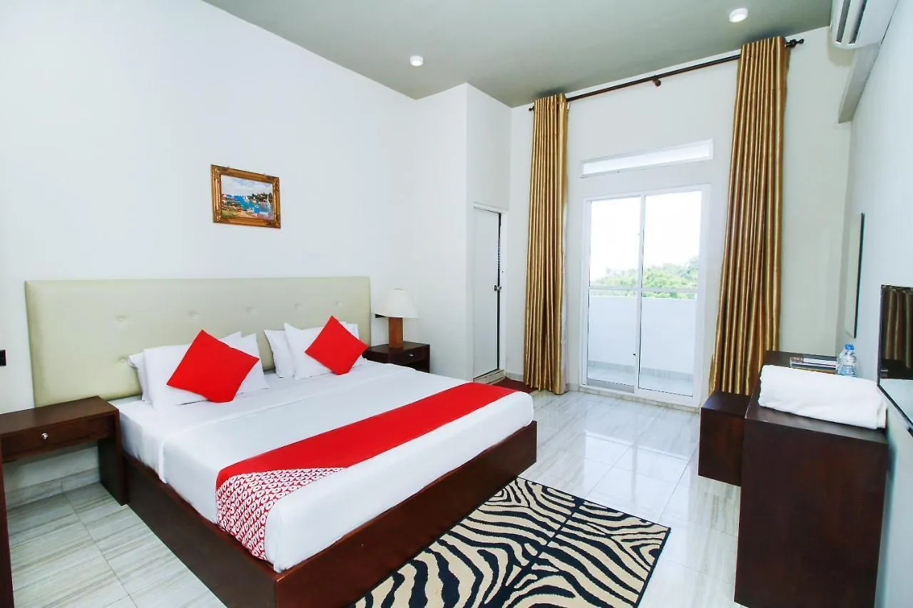 ***  The Kings Bay Hotel Ettukala Sri Lanka