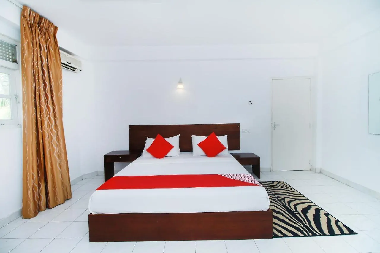 The Kings Bay Hotel Ettukala