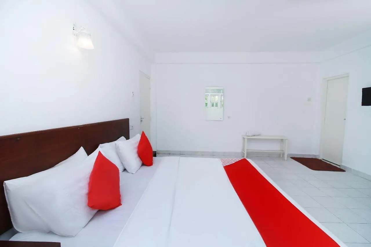 The Kings Bay Hotel Ettukala 3*,