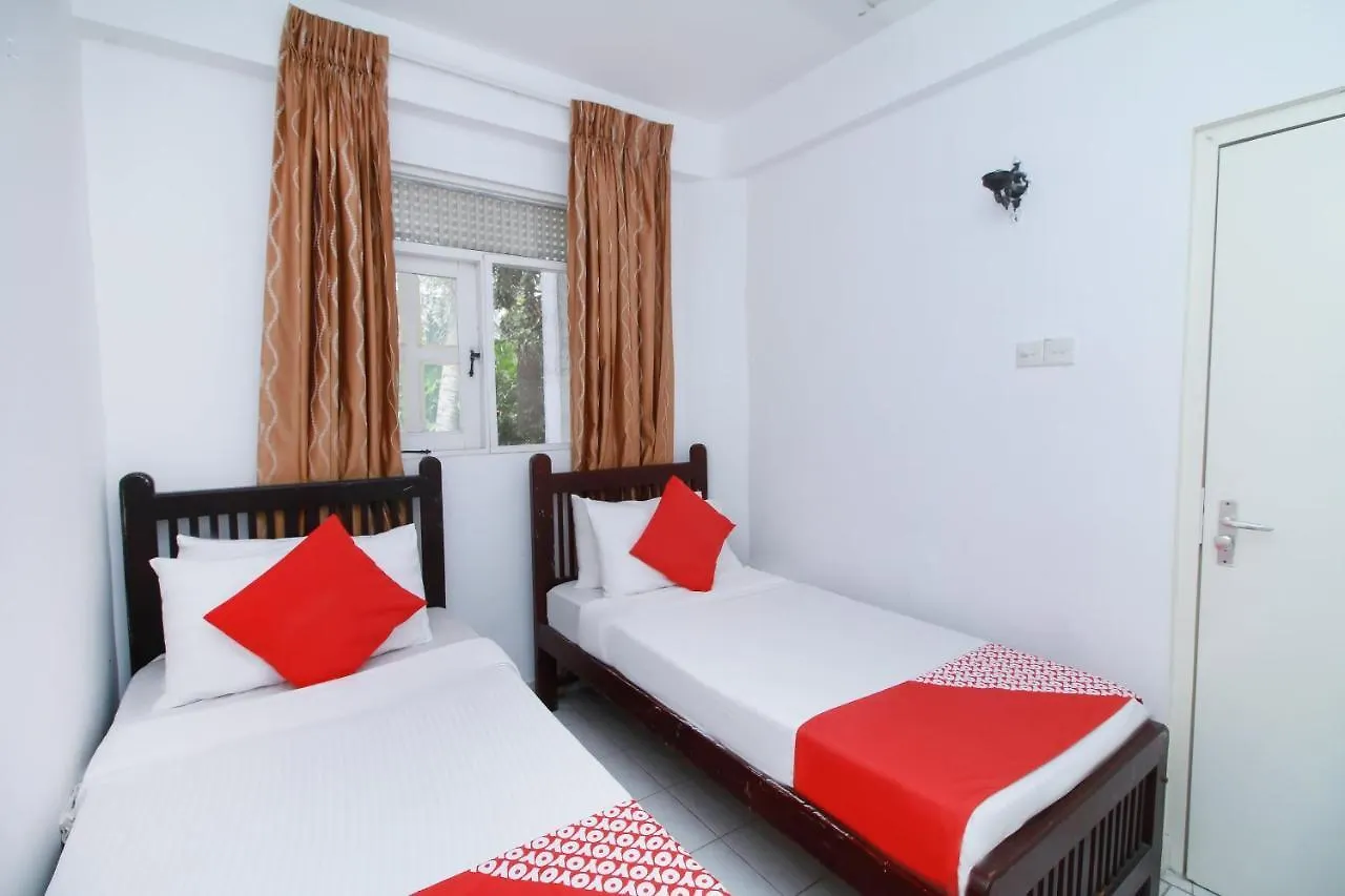 The Kings Bay Hotel Ettukala