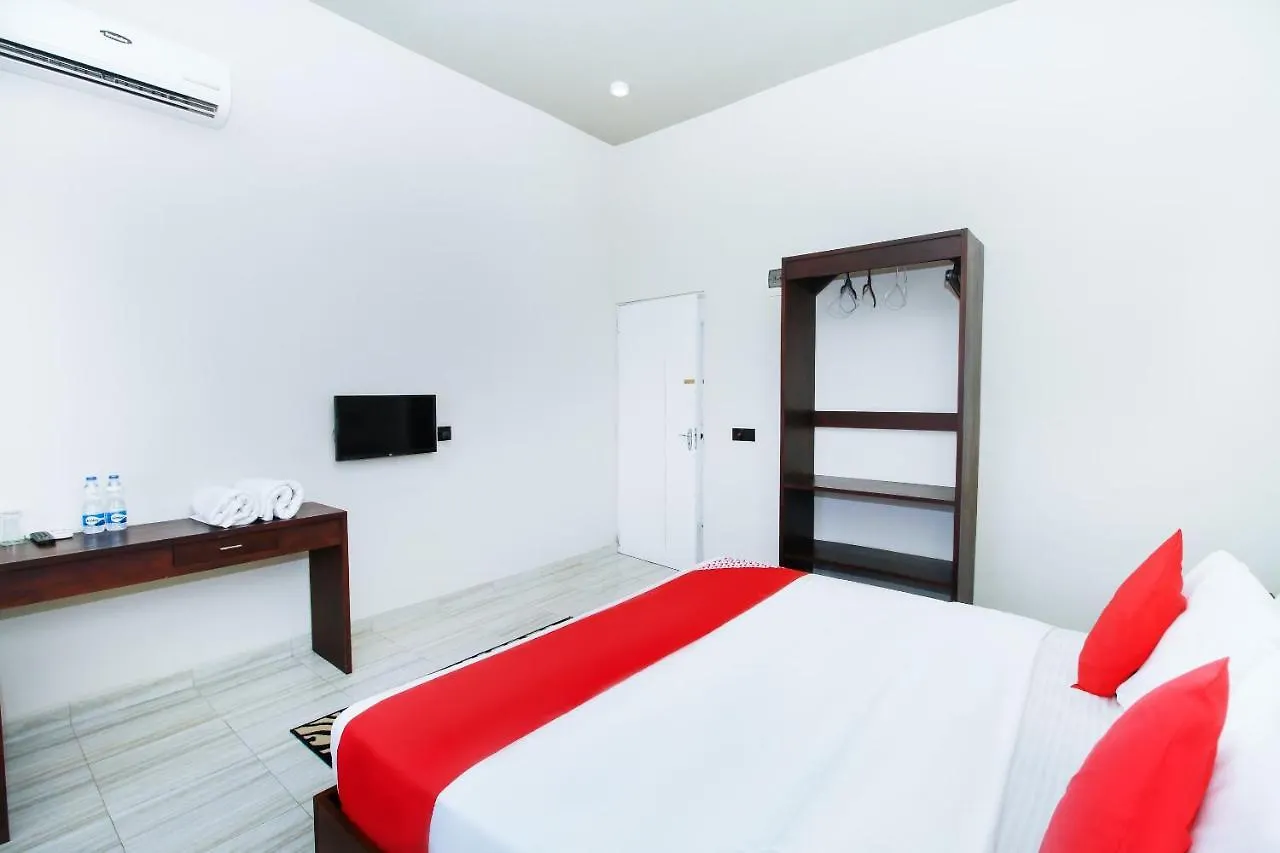 The Kings Bay Hotel Ettukala 3*,  Sri Lanka